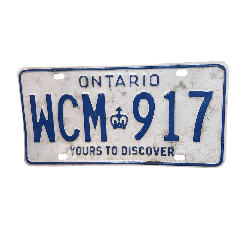 Vintage Ontario License Plate WCM 917 “Yours to Discover” Blue on White Canada